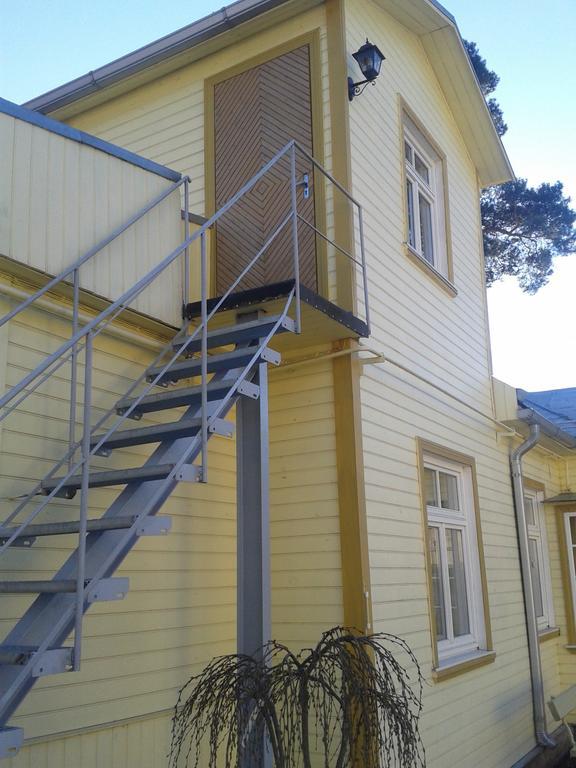 Apartments Elina Viktorijas Street Юрмала Екстер'єр фото